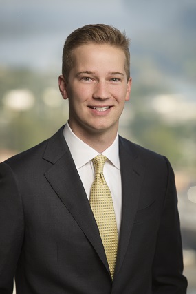 Mitchell Williams Attorney Nathan Coulter Completes Leadership Greater Little Rock 